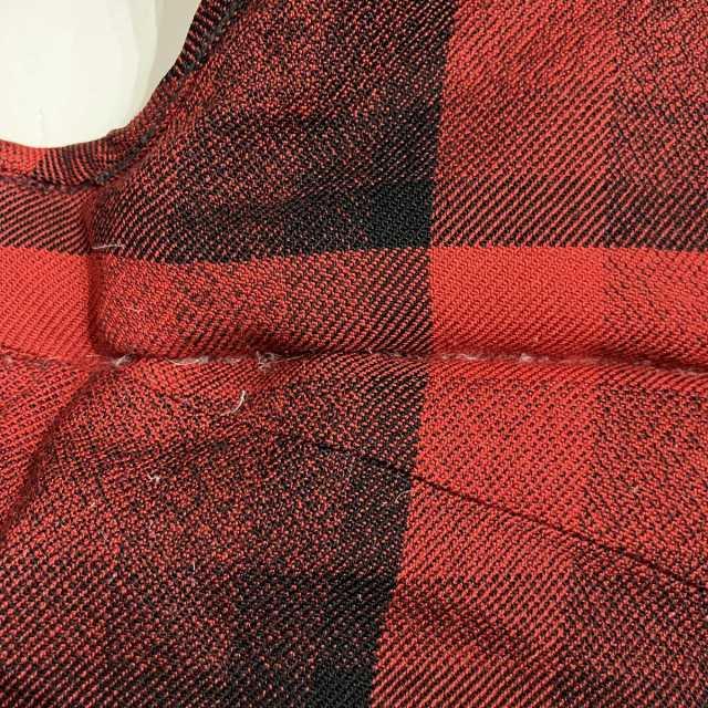 BALENCIAGA バレンシアガ ダウンベスト ジャケット チェック 赤 BALENCIAGA バレンシアガ ダウンベスト ジャケット チェック 赤