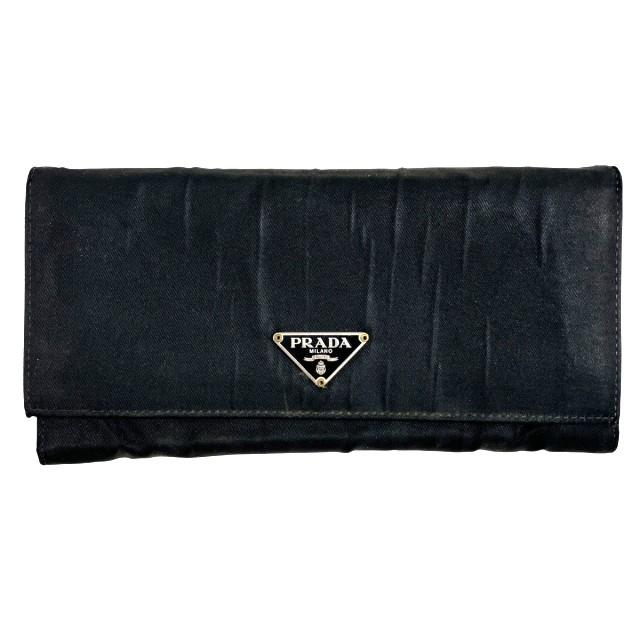 PRADA プラダ 長財布 ウォレット 二つ折り 三角プレート