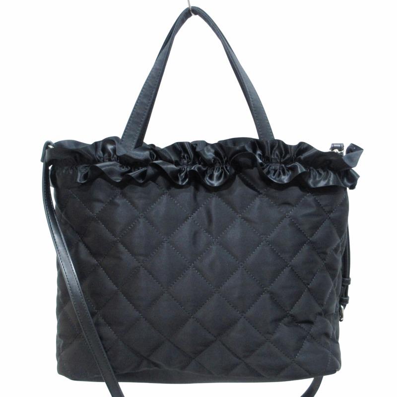 新品　TO BE CHIC フリルトートバック　黒　送料込み トゥービーシック TO BE CHIC 21SS キルトフリルトートバッグ