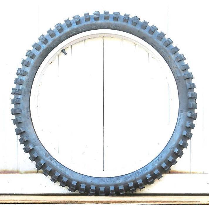 Vee Rubber 公道可MXタイヤ VRM-109F 3.00-21 VRM-109R 4.50-18 Vee Rubber 公道可MXタイヤ VRM-109F 3.00-21 VRM-109R 4.50-18