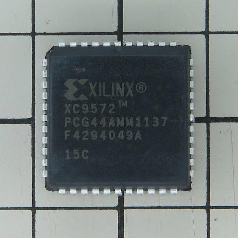 XC9572-15PCG44C CPLD XILINX PLCC44 72マクロセル ザイリンクス 在庫