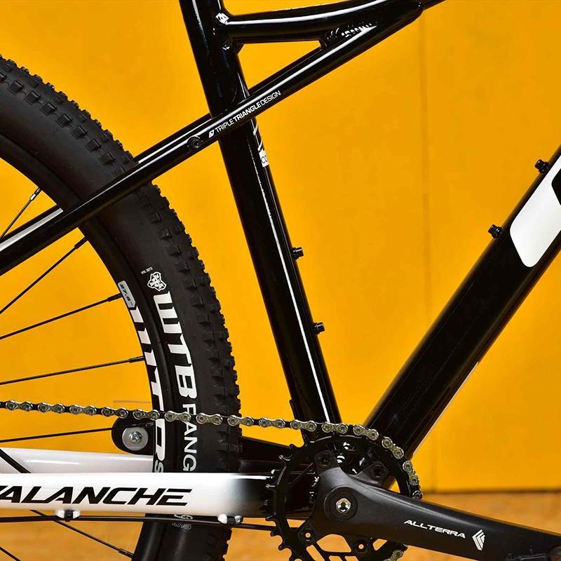 (特典付き!)GT AVALANCHE COMP LTD(27.5) アバランチェ コンプ LTD(27.5) ブラックの画像