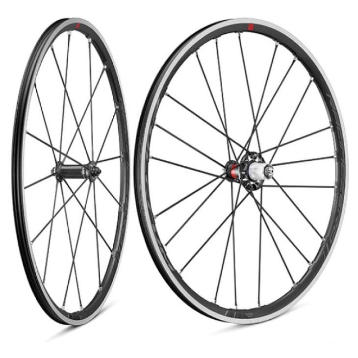 新品 Fulcrum【フルクラム】Racing Zero Carbon C17 Clincher フロントホイール　リムブレーキ 新品 Fulcrum【フルクラム】Racing Zero Carbon C17 Clincher フロント