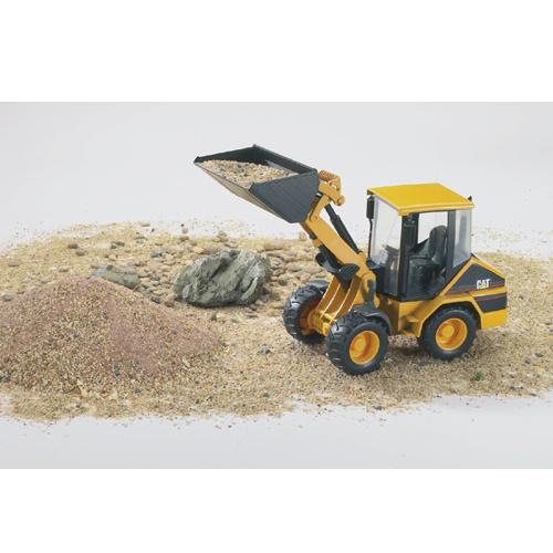 正規販売店） CAT ローダーダンプ 02441 キャラピラー bruder