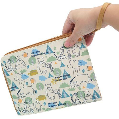 母子手帳 ケース クラッチバッグタイプ マルチケース くまのプーさん 再入荷 予約販売 ママ雑貨 ディズニー クーザ 22 5 17 5 1 5cm キャラクター