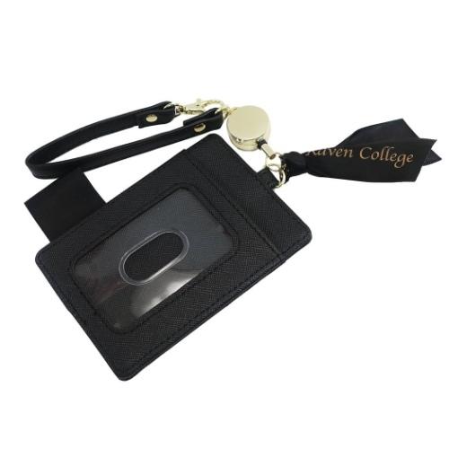 リール付き シングル パスケース 定期入れ ディズニー ツイステッドワンダーランド 寮章 マリモクラフト Icカードケース キャラクター Mmc Mtw 074 雑貨 アートの通販店 ベルコモン 通販 Yahoo ショッピング