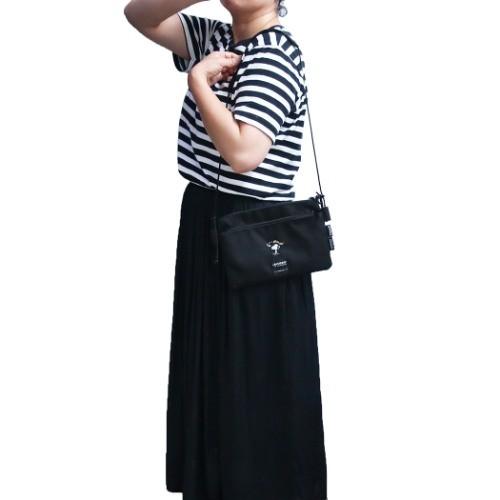 ショルダーバッグ サコッシュ ピーナッツ スヌーピー Yakpak Like Music マリモクラフト 26 18cm Mmc Yaksn 080 雑貨 アートの通販店 ベルコモン 通販 Yahoo ショッピング