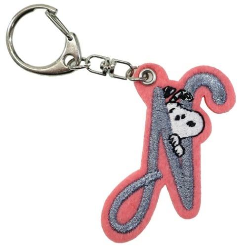 キーリング キーホルダー イニシャル 刺繍 スヌーピー アルファベット N ピーナッツ エスケイジャパン プレゼント キャラクター Sans 雑貨 アートの通販店 ベルコモン 通販 Yahoo ショッピング