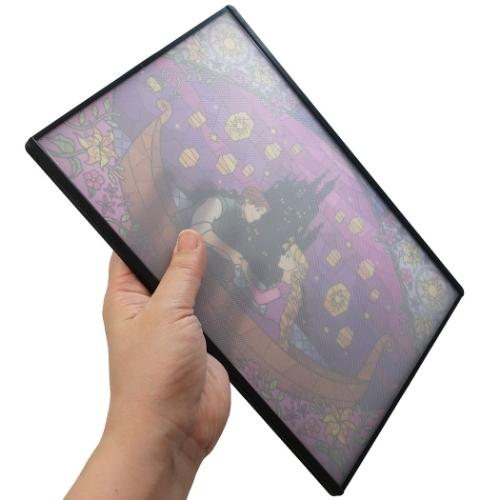 カッティングボード スタンド付き 抗菌 まな板 ディズニープリンセス 塔の上のラプンツェル ステンドグラス風 ヤクセル Yks 雑貨 アートの通販店 ベルコモン 通販 Yahoo ショッピング