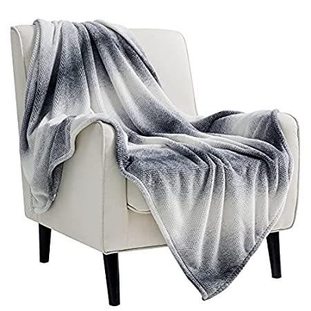 【新作からSALEアイテム等お得な商品満載】 特別価格Bedsure Fleece Throw Blankets for Couch Grey - Cozy Lightweight Soft Throws好評販売中 毛布、ブランケット