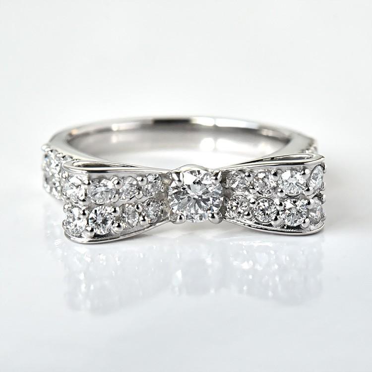リボンリング 幸せリボンのダイヤモンドリング 1.0ct K18 ダイヤ