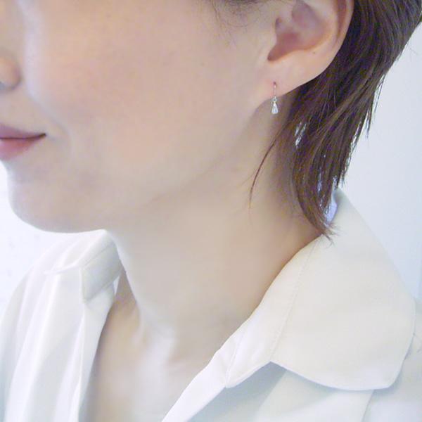 ヴィーナスジュエリー ピアス プラチナ 雫 揺れる VENUS プラチナ