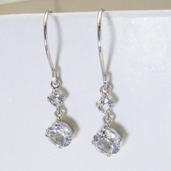 ヴィーナスジュエリー ピアス プラチナ ホワイトトパーズ Pt900 揺れる  