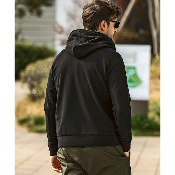 1PIU1UGUALE3 RELAX パイピングロゴワイドスピンドルパーカー ブラック