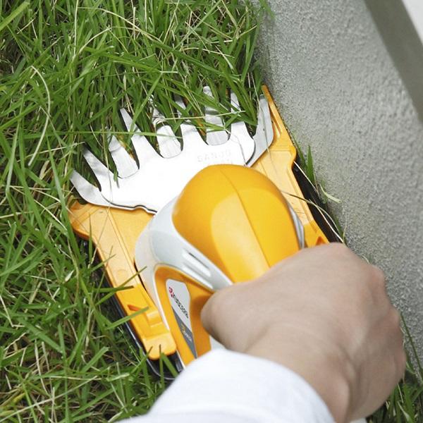 ☆RYOBI 芝刈りバリカンAB-1120 リョービ（RYOBI） バリカン AB-1120 家庭用 芝生バリカン 刈込幅