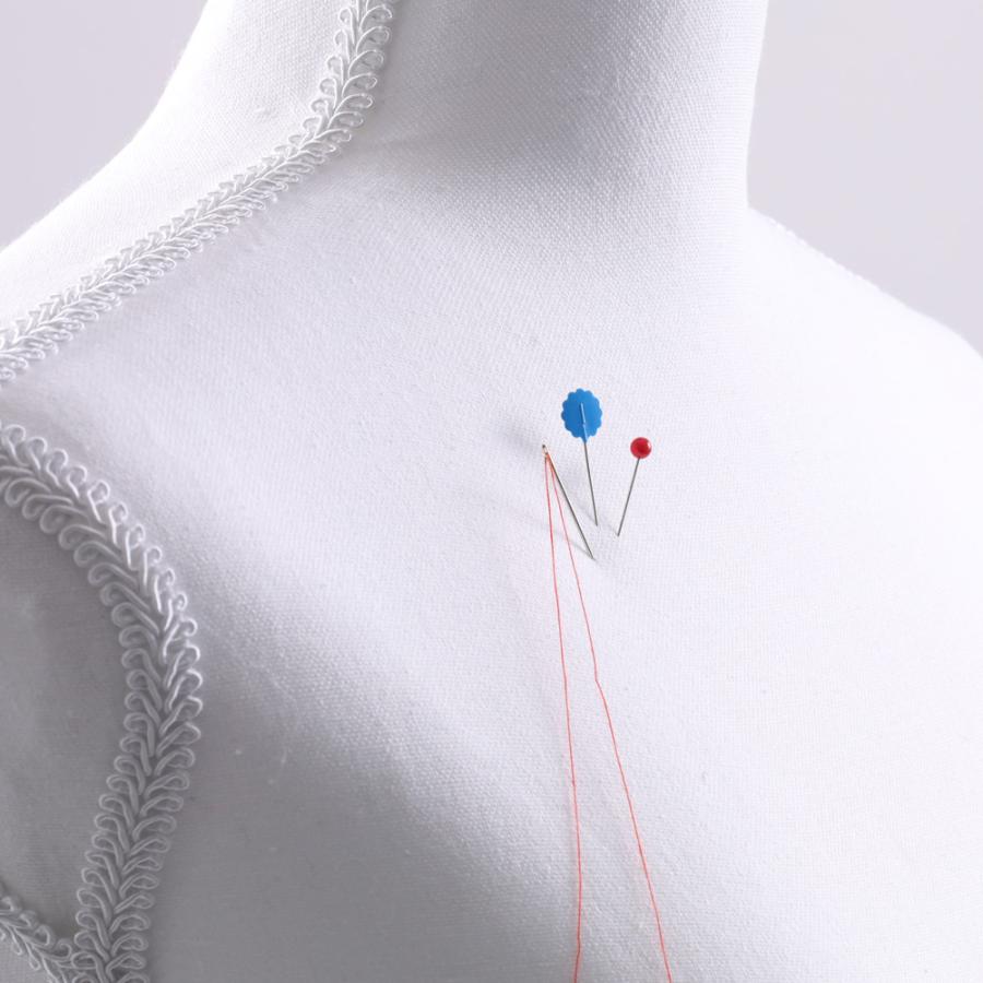 ​【美品】猫脚 アンティーク調 レディーストルソー 刺繍デザイン 高さ調節可 トルソー レディース 9号 マネキン 猫脚 猫足 女性 白 サイズ調整 木製