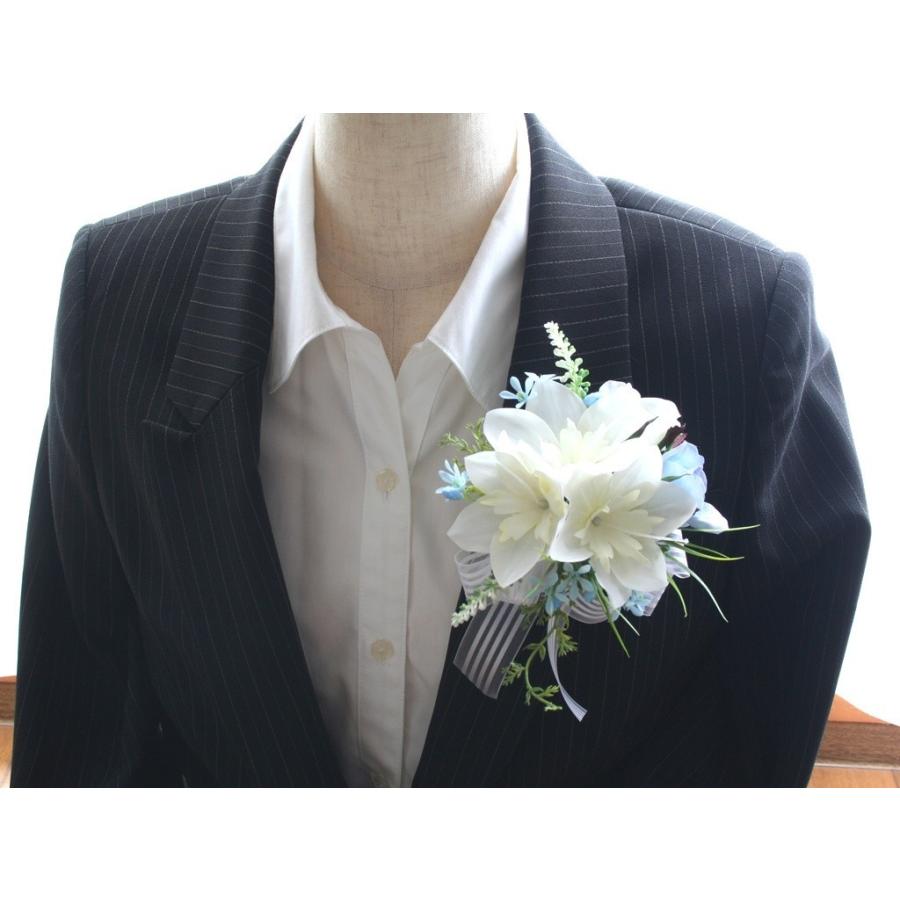 白色のユーチャリスのコサージュ |  | 05