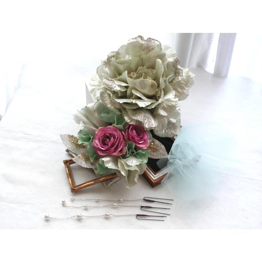 シルバー系でキラキラしたモダンな髪飾り（コームとUピンパーツ）：HA046 |  | 01