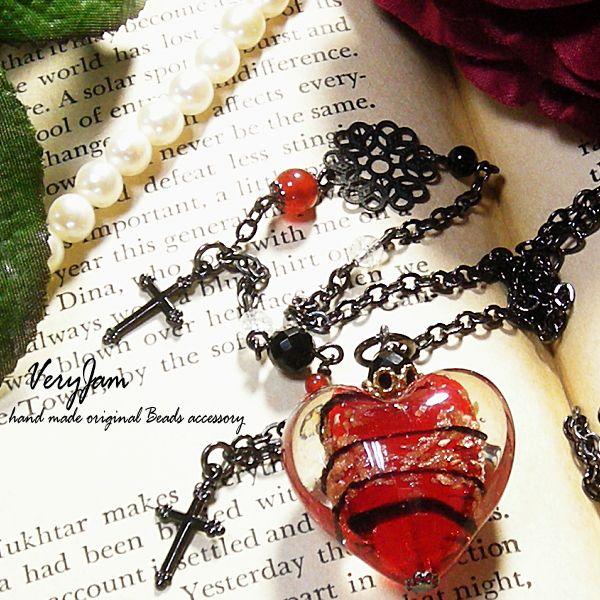 天然石パワーストーン 真紅のハート＆ブラッククロス ハンドメイド