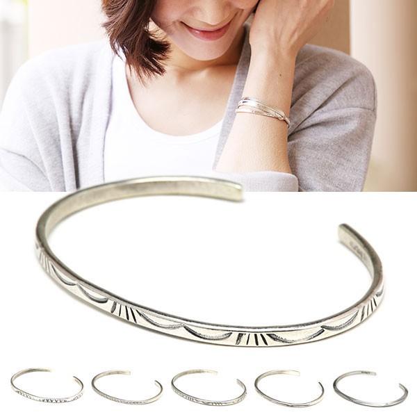 カナダ先住民ハンドメイドジュエリー（シルバーバングル） シルバー