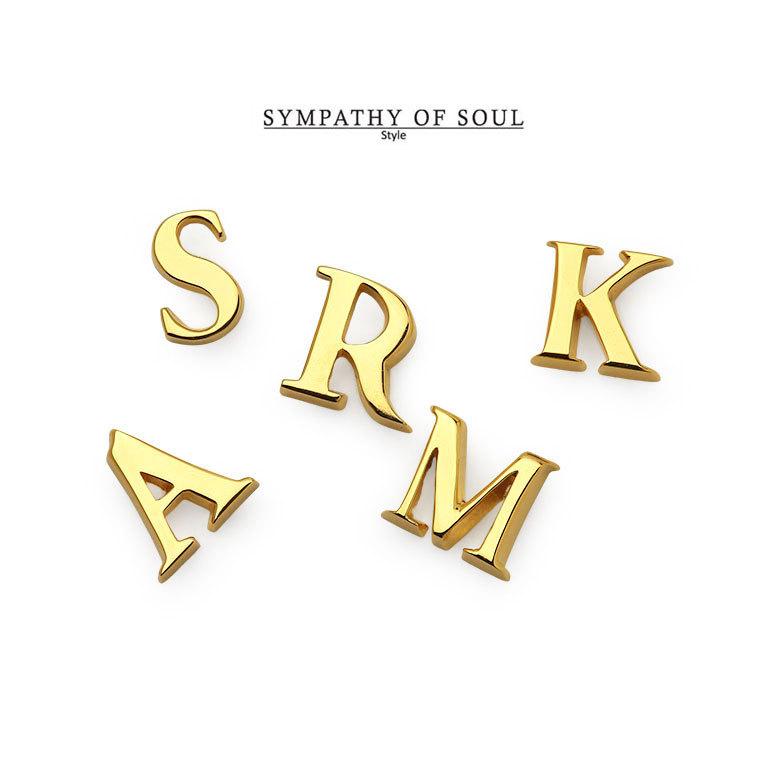 【9350円→6540円】シンパシーオブソウル ピアス イニシャル ゴールド 18K レディース SYMPATHY OF SOUL【返品不可】｜viajero-chocolat