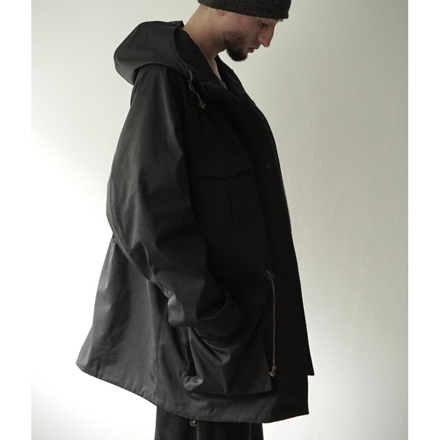 【取り寄せ】【CAPERTICA｜カペルチカ】HighDensity Milicloth / Mountain Parka (BLACK)　アウター　ジャケット　ブラック　黒【124187759】 |  | 01