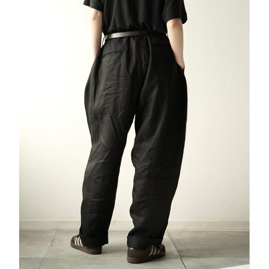 【取り寄せ】【CAPERTICA｜カペルチカ】ハイカウントリネンギャバジン / ゼロタックパンツ High Count Linen Gabardine / Zero Tuck Pants【148809604】 |  | 01