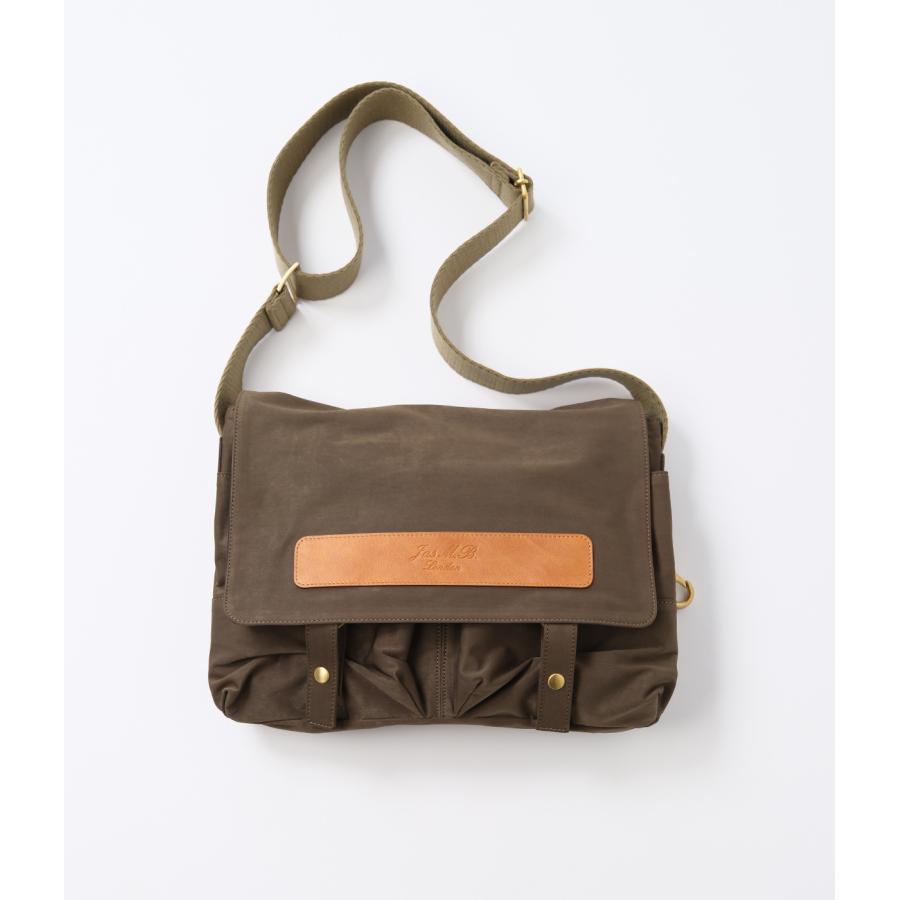 【別注】【JAS MB.｜ジャスエムビー】フラップショルダー FLAP SHOULDER カーキ ミリクロス ラクダ革 日本製 経年変化 耐久 軽量 防風性 鞄 バッグ【MA-CA101】 |  | 01