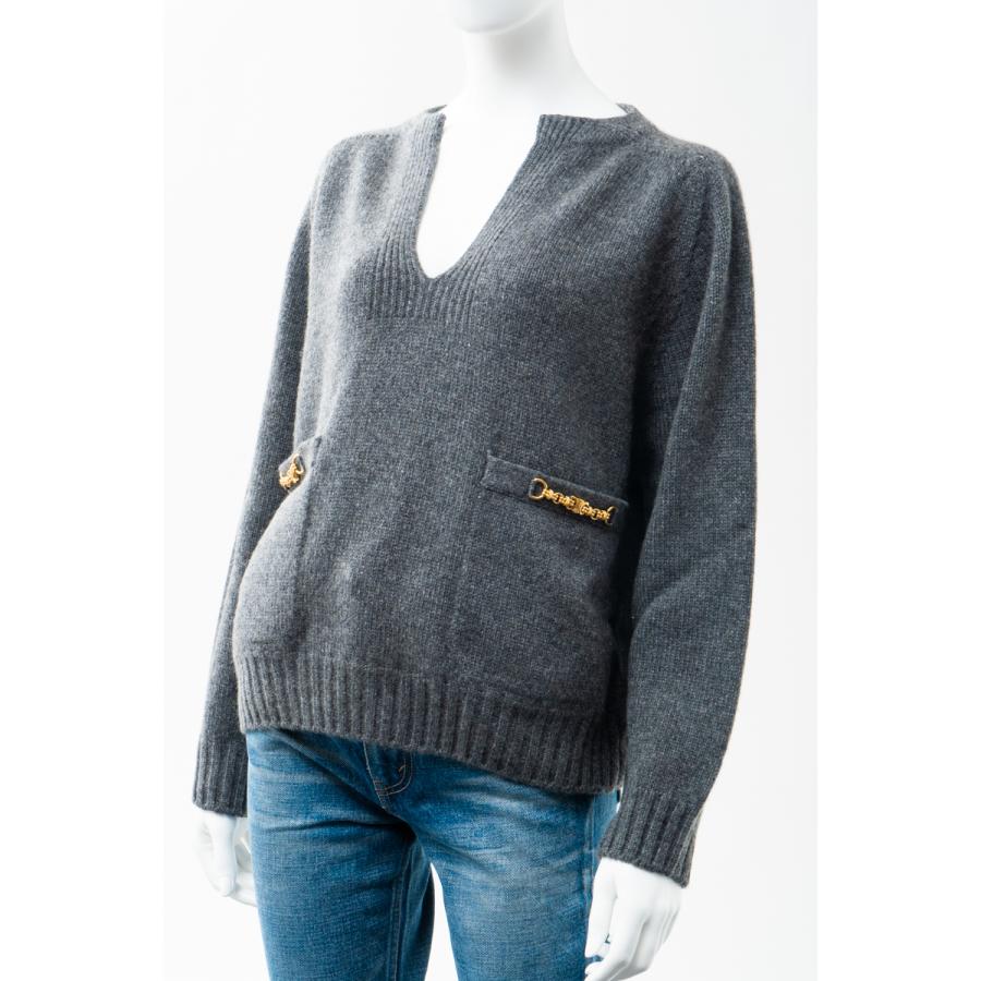 【ラスト1点】 セリーヌ セーター ニット Vネック 2A79J384D.09GM レディース 2A79J384D グレー CELINE 2021年春夏新作 【2086038841】(75900円)