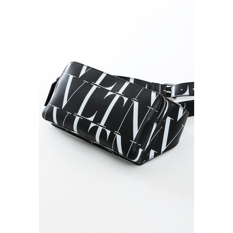 [大特価] ヴァレンティノ ショルダーバッグ ボディバッグ 鞄 WY2B0719GTC ブラック×ホワイト Valentino 2021年秋冬新作 【QG1995338411】(72600円)