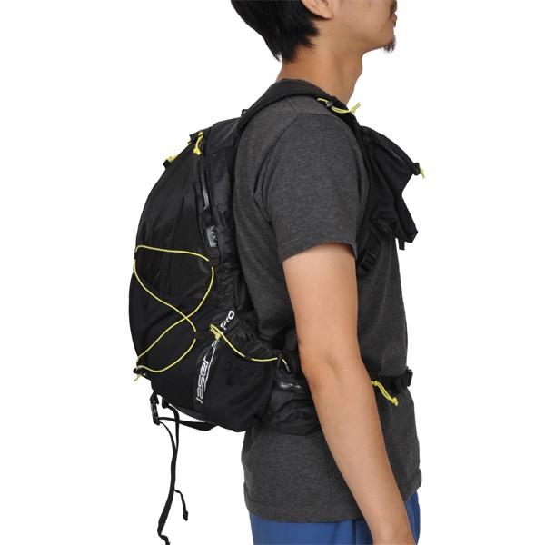 テラノバ　リュック／レーサー10／登山、トレラン、ランニング わずか368g！ 登山からトレランまで幅広く使えるテラノヴァの