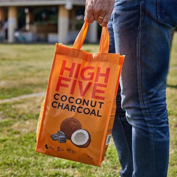 あすつく対応 20%OFFセール ハイファイブ High Five Coconut Charcoal Briquetts 3kg SALE |  | 01