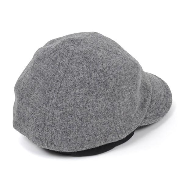 grey ball cap