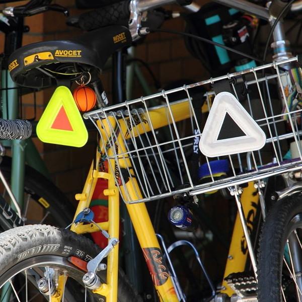 あすつく対応 ブルーラグ BLUE LUG triangle reflector silver/black |  | 03