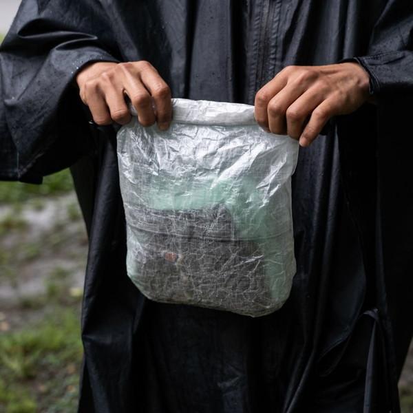 あすつく対応 フェアウェザー FAIRWEATHER dry sack dyneema/grey |  | 03