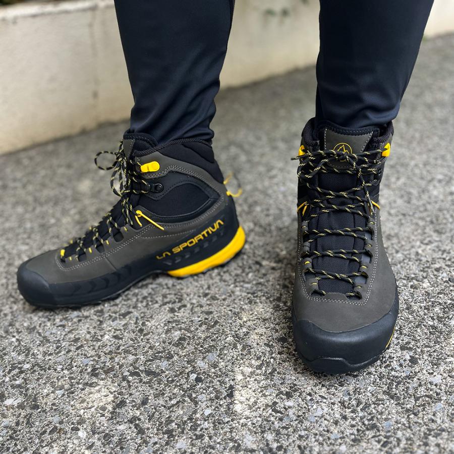 LA SPORTIVA ラ・スポルティバ TX5 GTX Carbon/Yellow : vic2 LA SPORTIVA ラ・スポルティバ TX5 GTX Carbon/Yellow : vic2
