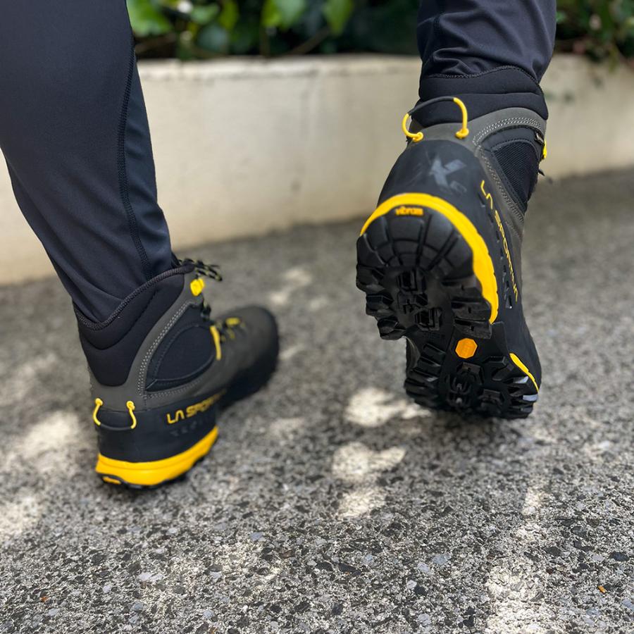 LA SPORTIVA ラ・スポルティバ TX5 GTX Carbon/Yellow : vic2 LA SPORTIVA ラ・スポルティバ TX5 GTX Carbon/Yellow : vic2
