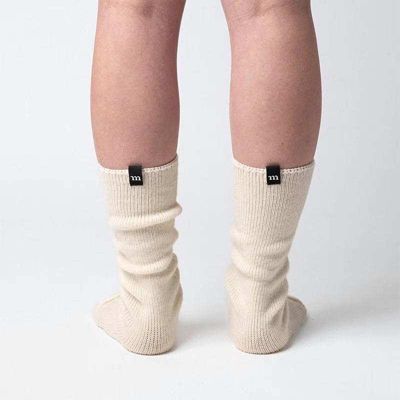 ムラコ MURACO muraco × MARCOMONDE WOOL SLEEP SOCKS WHITE MSL9233010109 |  | 02