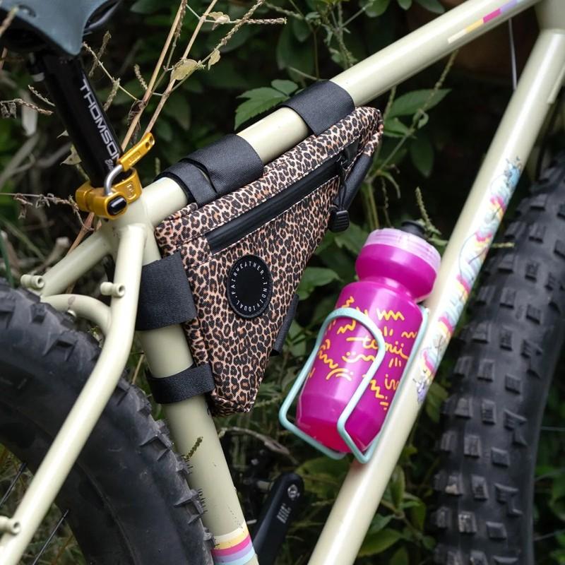 フェアウェザー FAIRWEATHER corner bag cordura/leopard コーナー