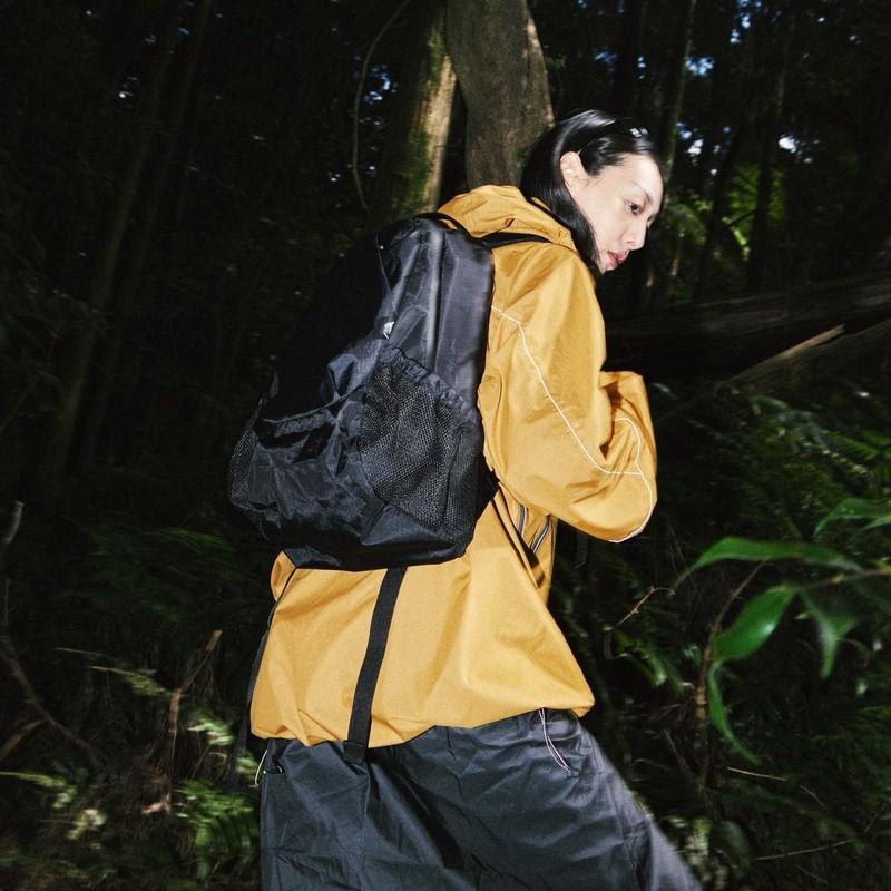 マウンテンローバー MOUNTAIN ROVER daypack mini Black MRCU0006-010 |  | 05