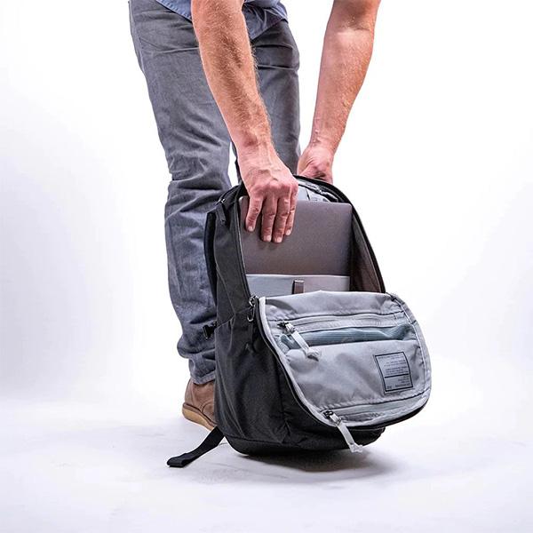 EVERGOODS エバーグッズ EVERGOODS CHZ22 - Civic Half Zip 22L