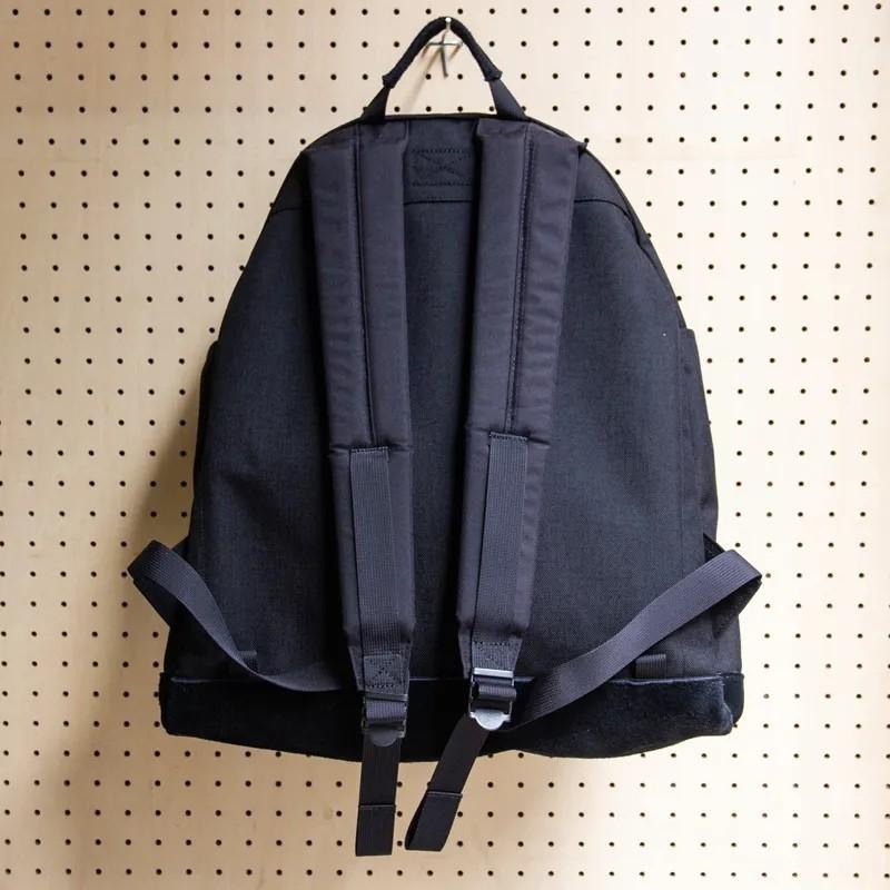 ブルーラグ BLUE LUG the day pack black/black suede