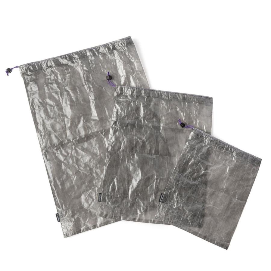 フェアウェザー FAIRWEATHER stuff sack dyneema/black 2L |  | 01