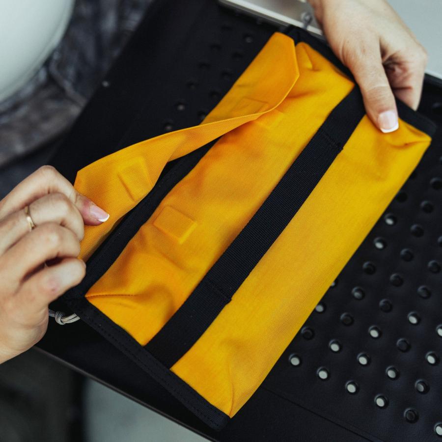 あすつく対応 エバーグッズ EVERGOODS CAP1 - Civic Access Pouch 1L Expedition Yellow eg13009a |  | 09