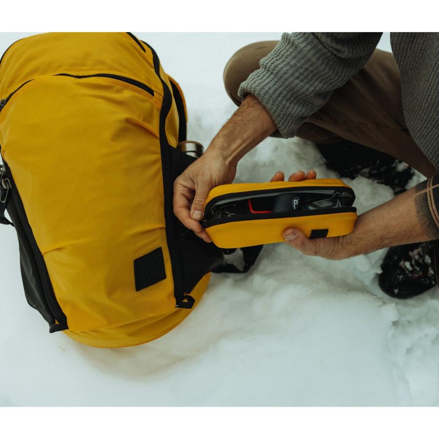 あすつく対応 エバーグッズ EVERGOODS CAP0.5 - Civic Access Pouch 0.5L Expedition Yellow eg13017a |  | 05