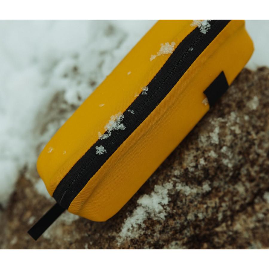 あすつく対応 エバーグッズ EVERGOODS CAP0.5 - Civic Access Pouch 0.5L Expedition Yellow eg13017a |  | 06