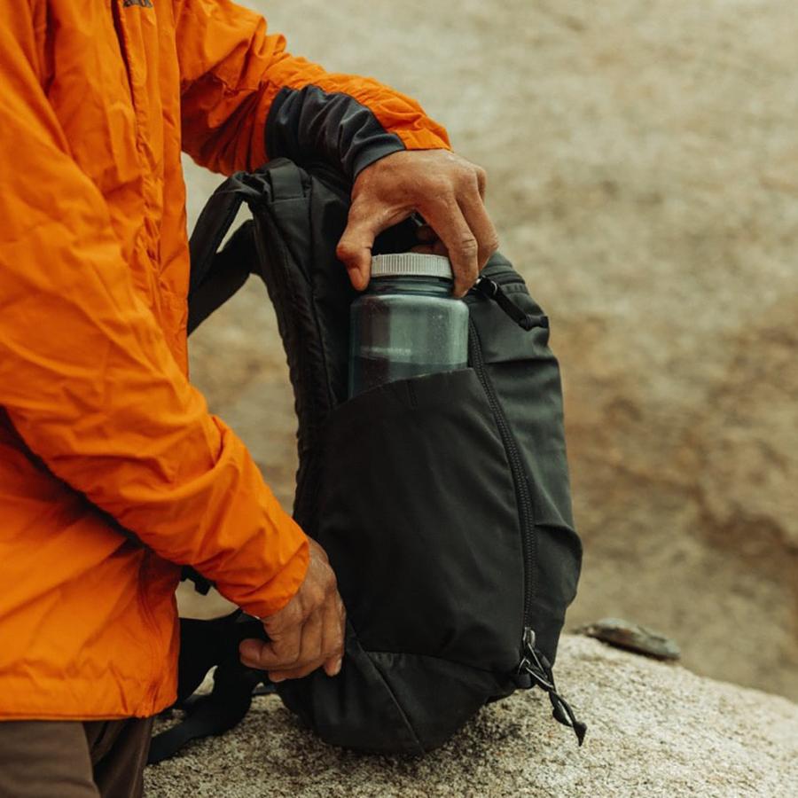 あすつく対応 エバーグッズ EVERGOODS MPL22 - Mountain Panel Loader 22L Black eg11004d マウンテンパネルローダー 22L バックパック | EVERGOODS | 10