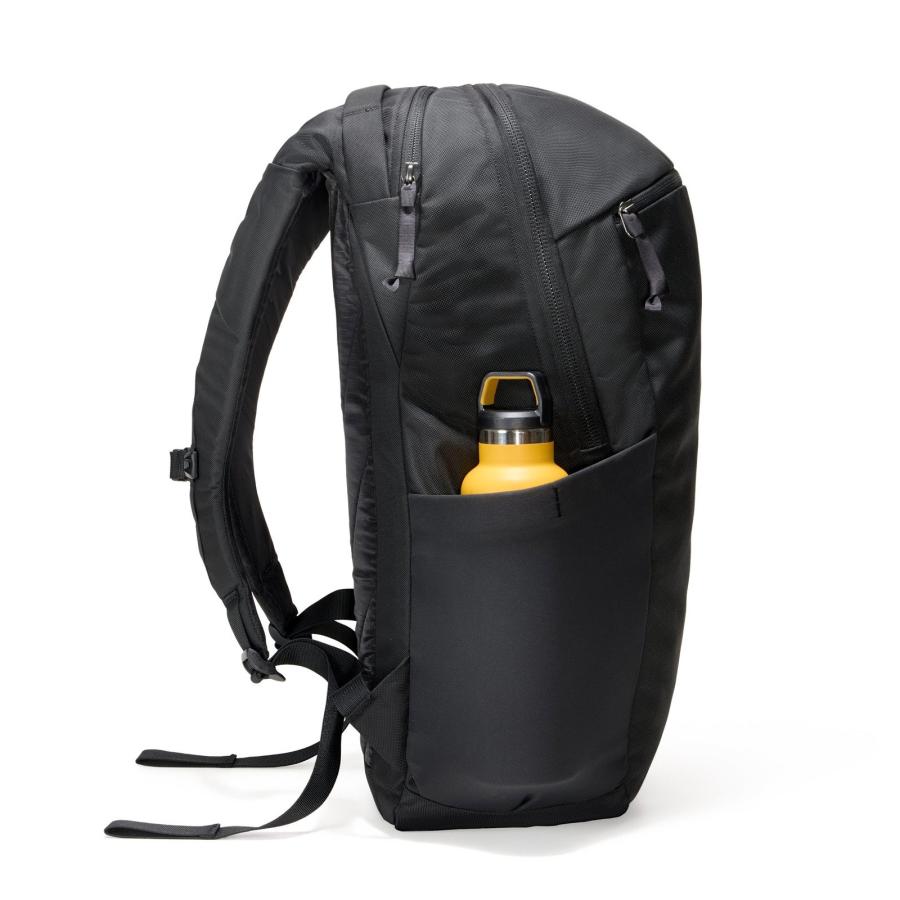 あすつく対応 エバーグッズ EVERGOODS CHZ26 - Civic Half Zip 26L V3 Solution Black eg13005d シビックハーフジップ 26L バックパックの画像