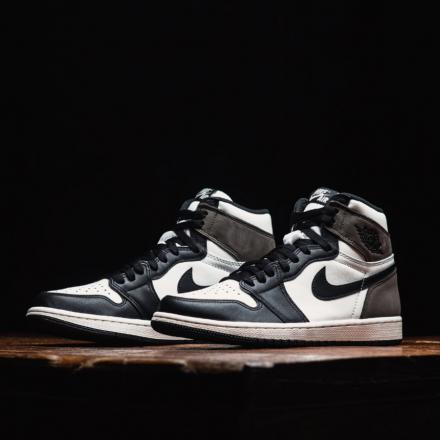 エアジョーダン1 ハイog セイル ダークモカブラック Nike Air Jordan 1 High Og Sail Dark Mochablack 正規品 全国送料無料 5550 105 Victoria 通販 Yahoo ショッピング