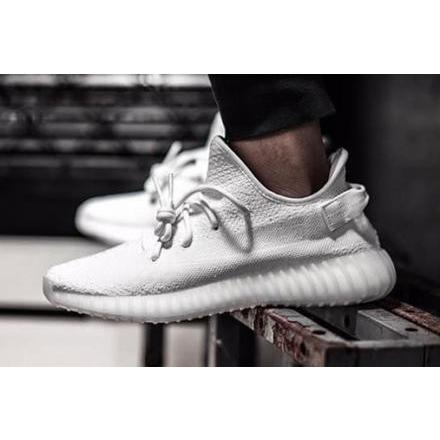 イージーブースト 350 V2 ADIDAS ORIGINALS YEEZY 350 V2 TRIPLE WHITE 正規品 送料込 :CP9366:Victoria - 通販 - Yahoo!ショッピング